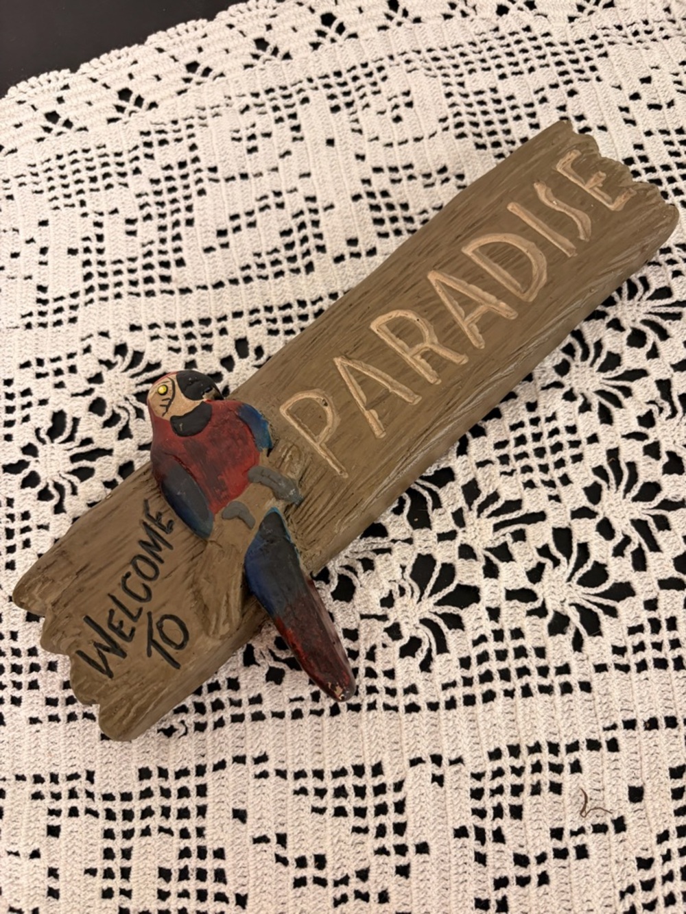 🌺🦜✨ 90s Tropical Tiki Wall Plaque – “Welcome to Paradise” ✨🦜🌺